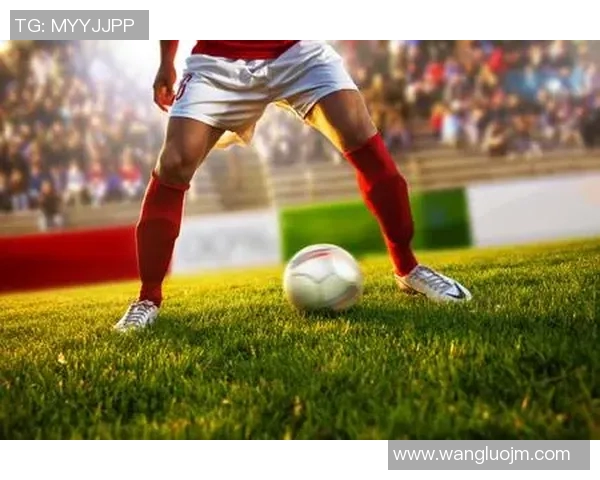 足球明星灿烂笑容高清图片展示让你感受运动的魅力与激情 足球明星灿烂笑容高清图片展示让你感受运动的魅力与激情