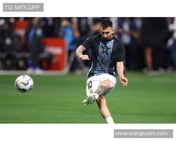 美洲杯足球明星的辉煌历程与传奇瞬间解析